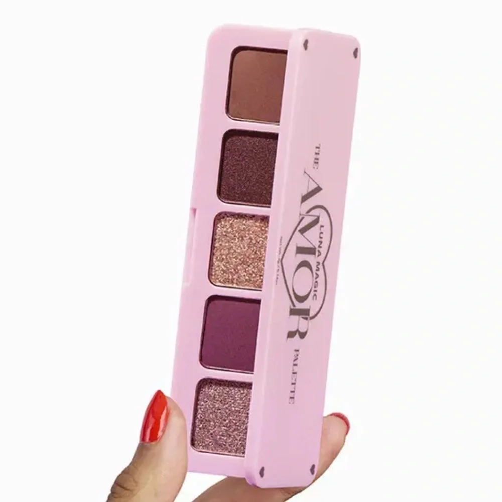 LUNA MAGIC -- The Amor Palette